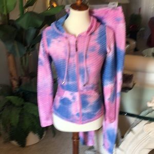 NWOT TIE DYE PINK / BLUE 2 PIECE ACTIVE WEAR SET SZ S-M